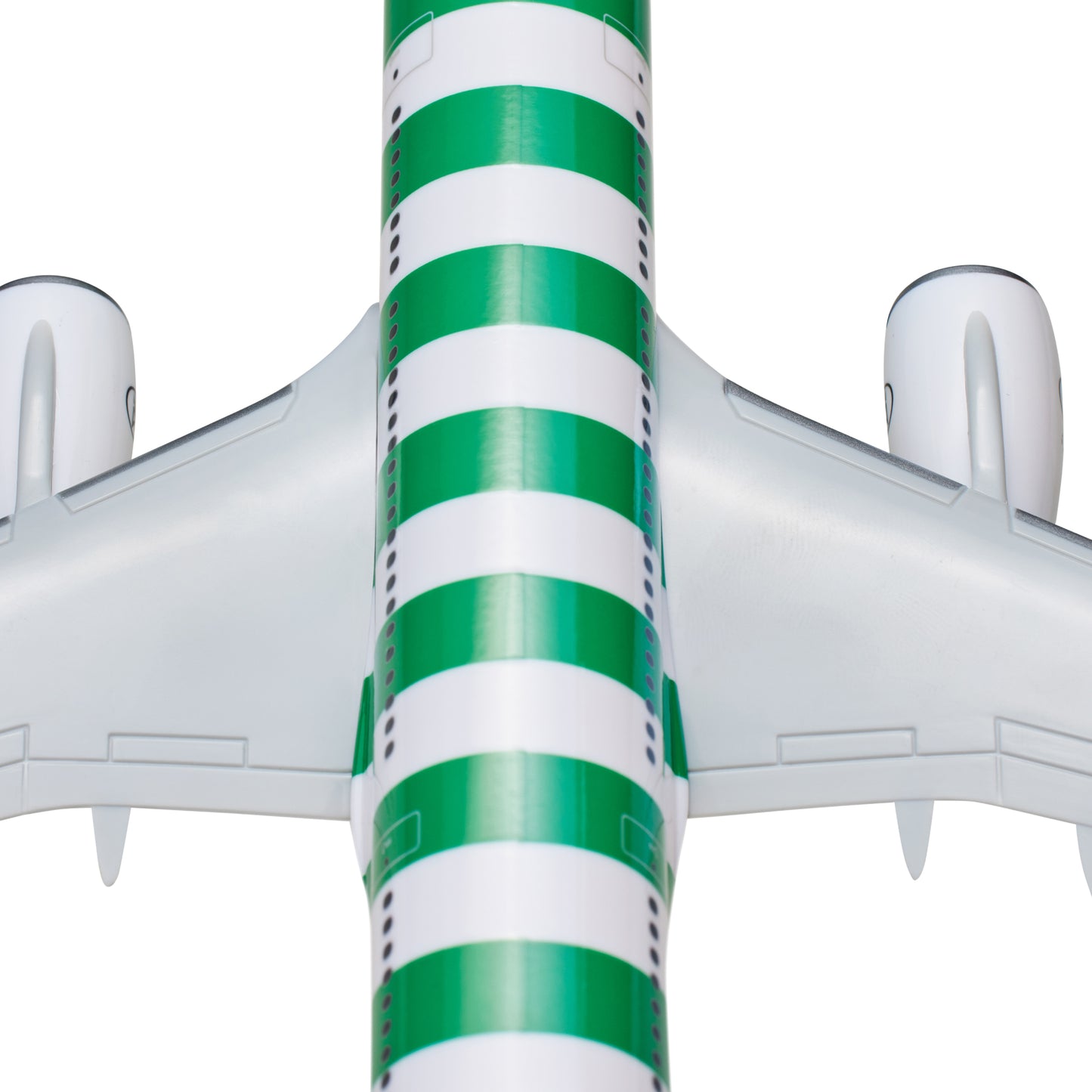 Modellflugzeug Airbus A330neo Island Tragfläche