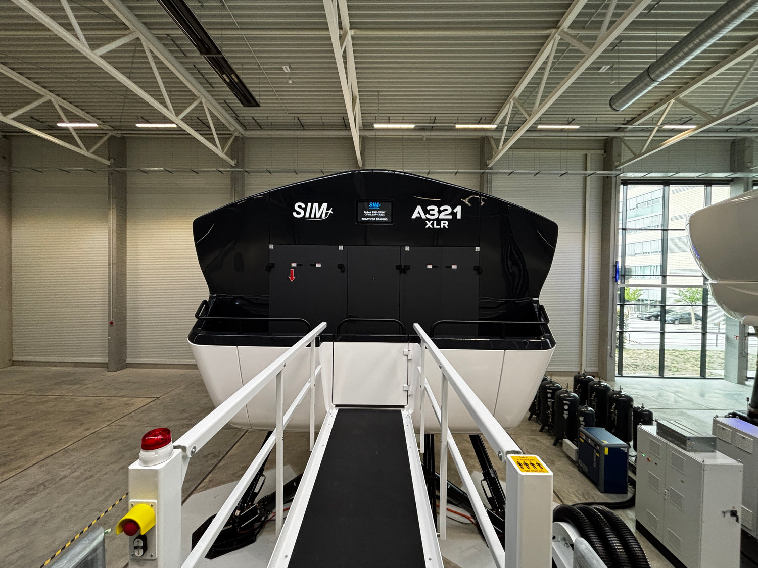 Außenansicht des Airbus A321XLR Full Flight Simulators im Trainingszentrum in Dreieich