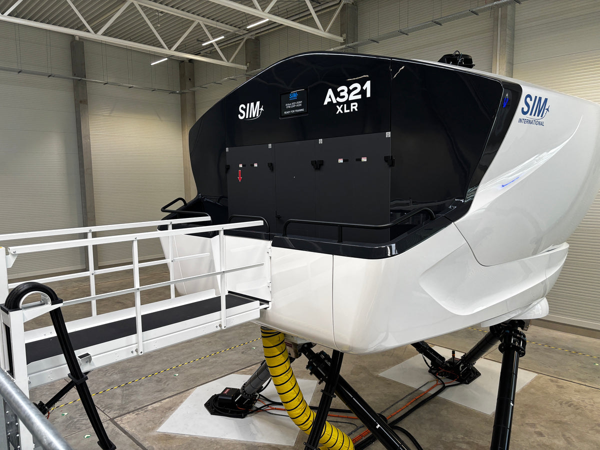 Plnohodnotný letový simulátor Airbus A321XLR ve výcvikovém centru v Dreieichu