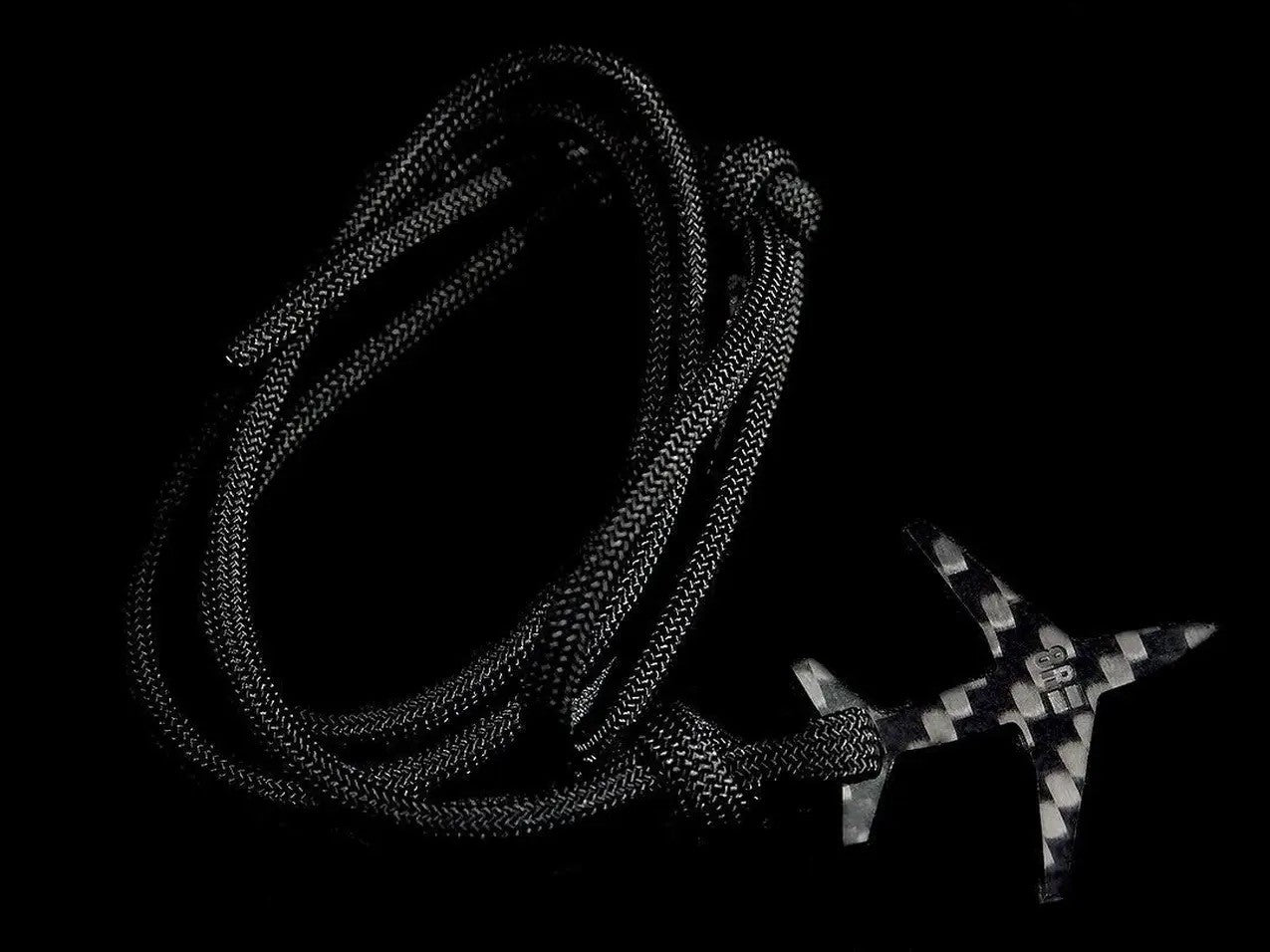 EIGHT8R Aviator Armband